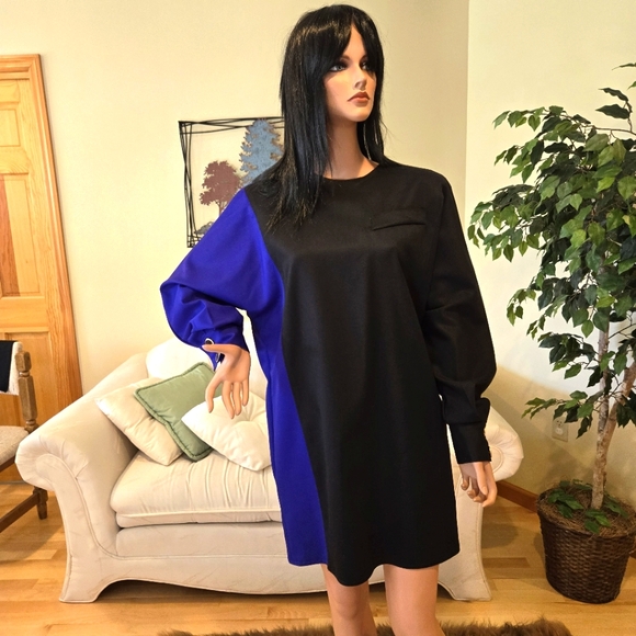 Vintage Harve Bernard Womans Wool Suit, Bat Sleeves, Blue &...